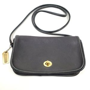 Vintage Coach Dinky Bag Black